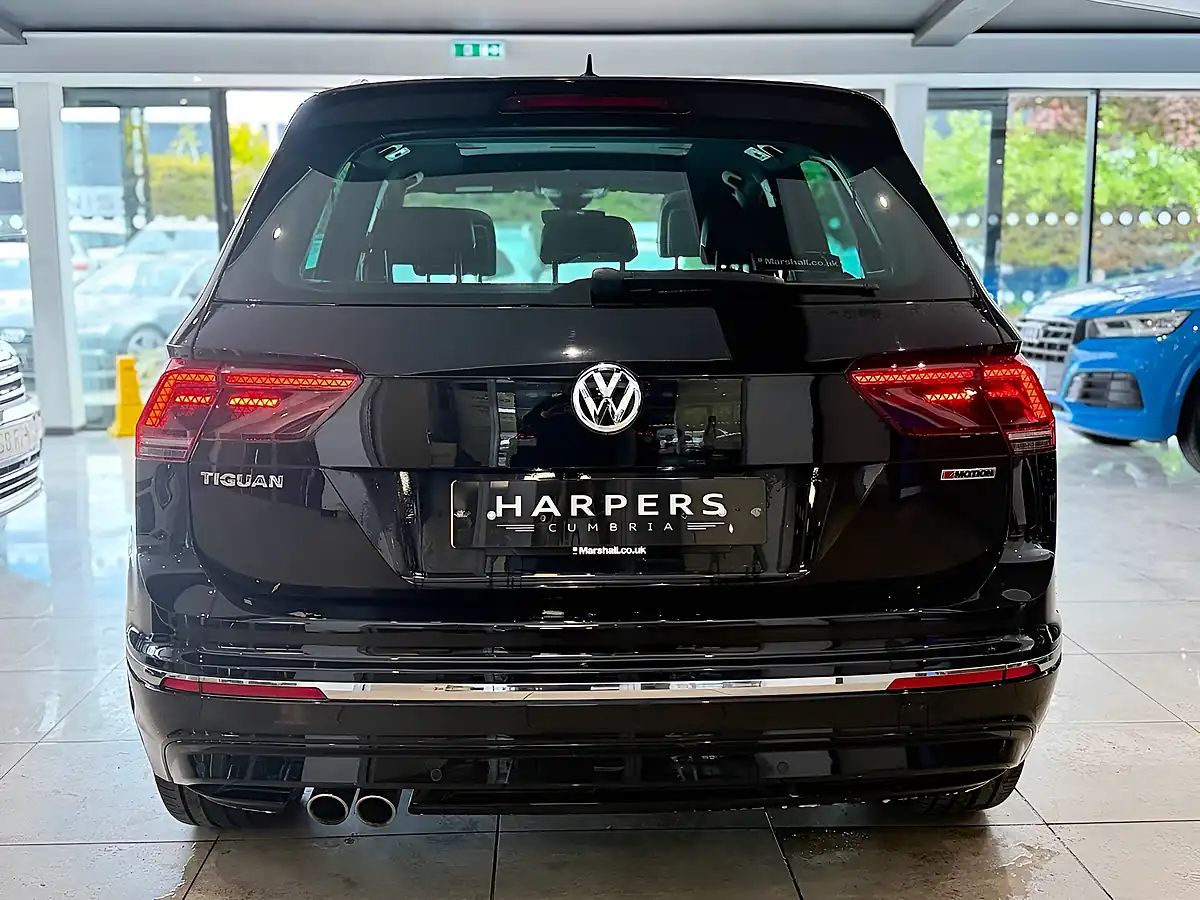 Used Volkswagen Tiguan R-Line - Interior and Exterior details 6