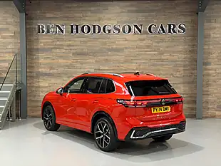 Used Volkswagen Tiguan R-Line Persimmon Red - Interior and Exterior details 3