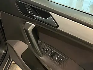 Used Volkswagen Tiguan Se Navigation - Interior and Exterior details 12