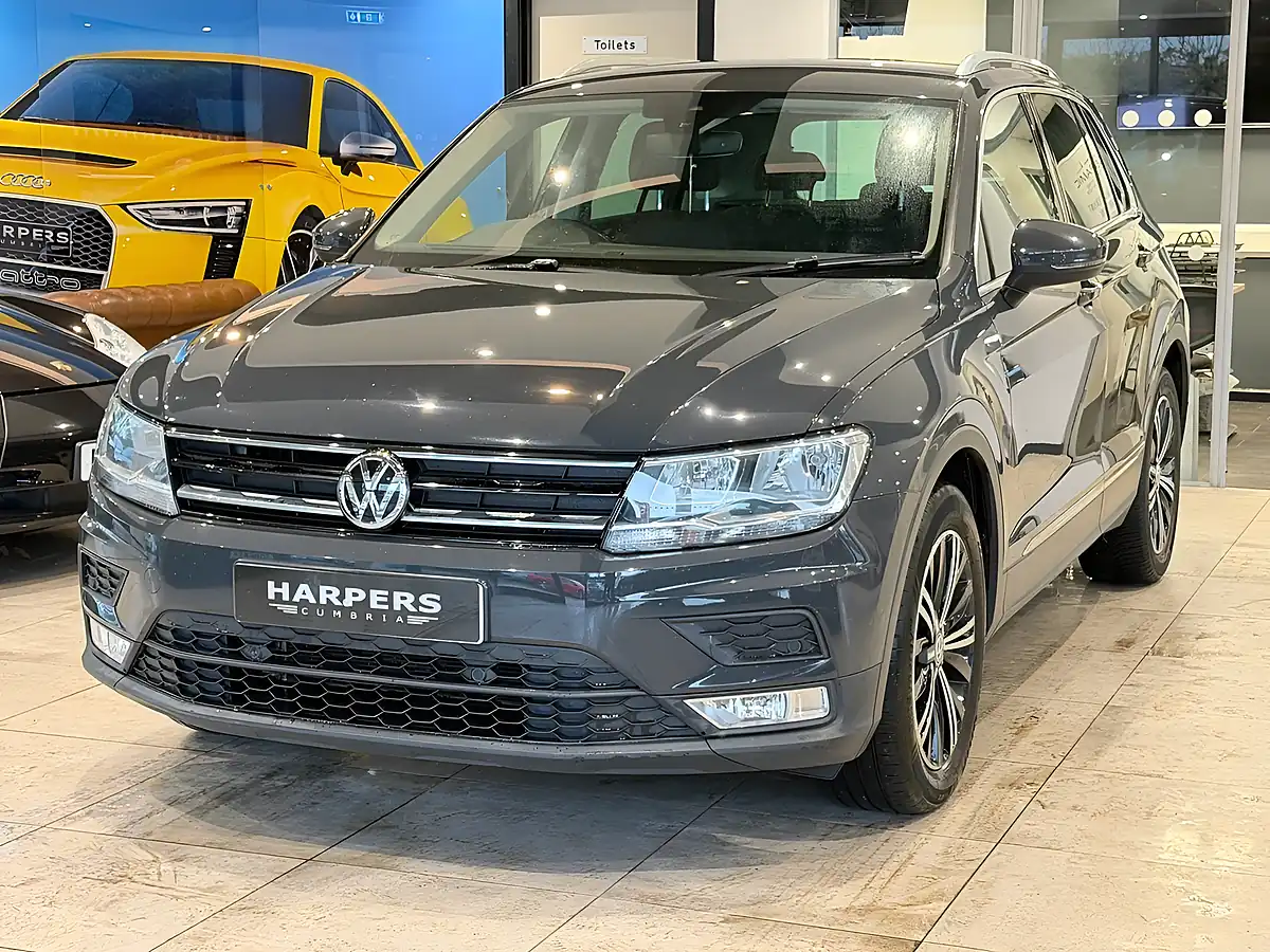 Used Volkswagen Tiguan Se Navigation - Interior and Exterior details 3