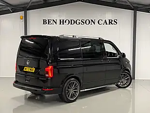 Used Volkswagen Transporter Highline Deep Black Metallic - Interior and Exterior details 7