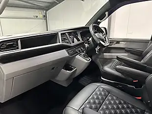 Used Volkswagen Transporter Highline Deep Black Metallic - Interior and Exterior details 14