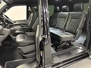 Used Volkswagen Transporter Highline Deep Black Metallic - Interior and Exterior details 18