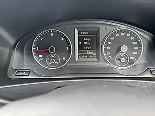 Used Vw Transporter Highline White - Interior and Exterior details 11