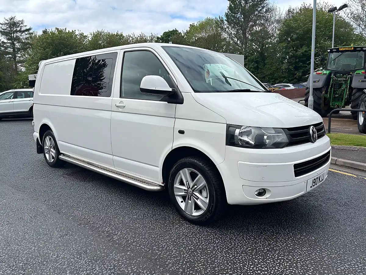 Used Vw Transporter Highline White - Interior and Exterior details 3