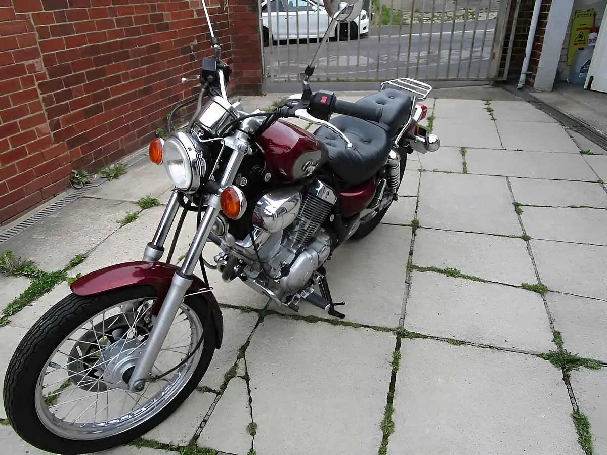 Used Yamaha XV535 Virago Red - Interior and Exterior details 13