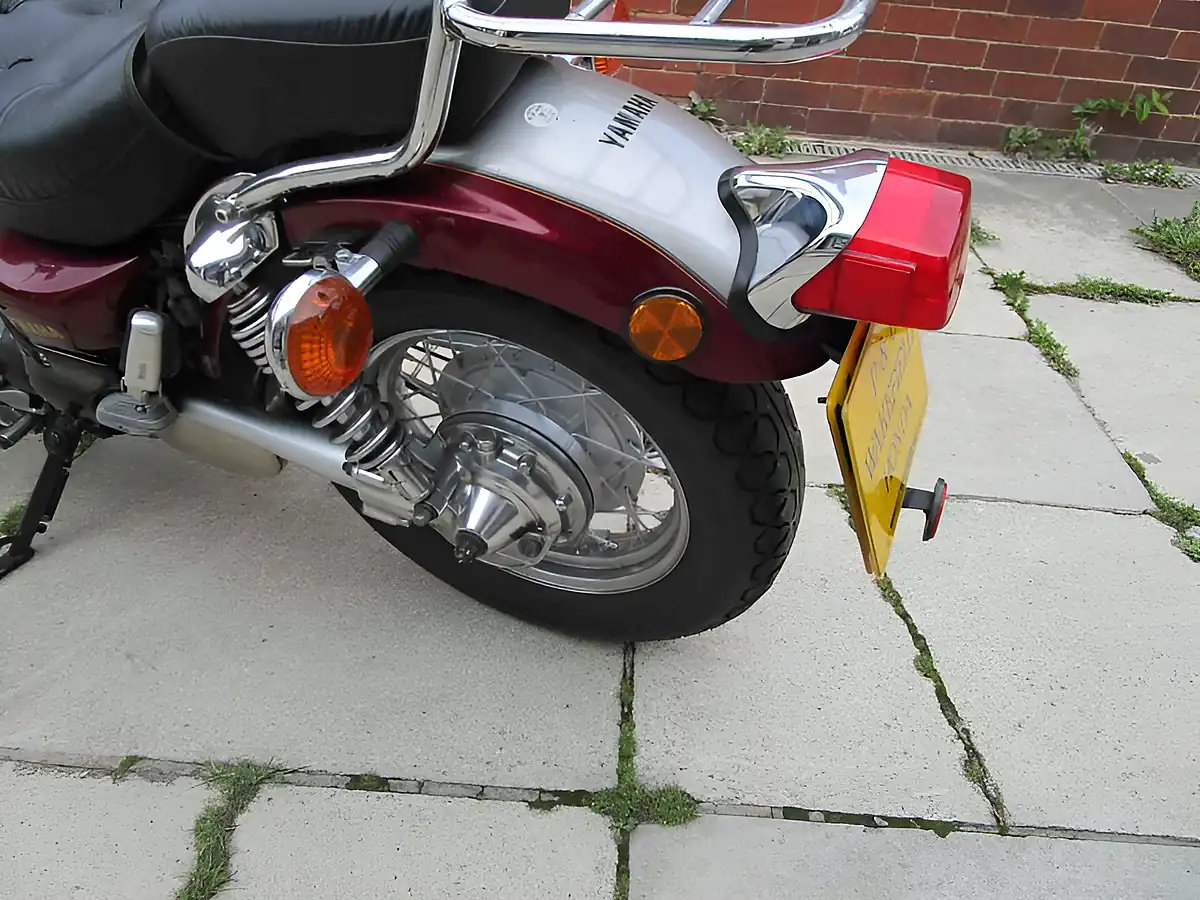Used Yamaha XV535 Virago Red - Interior and Exterior details 15