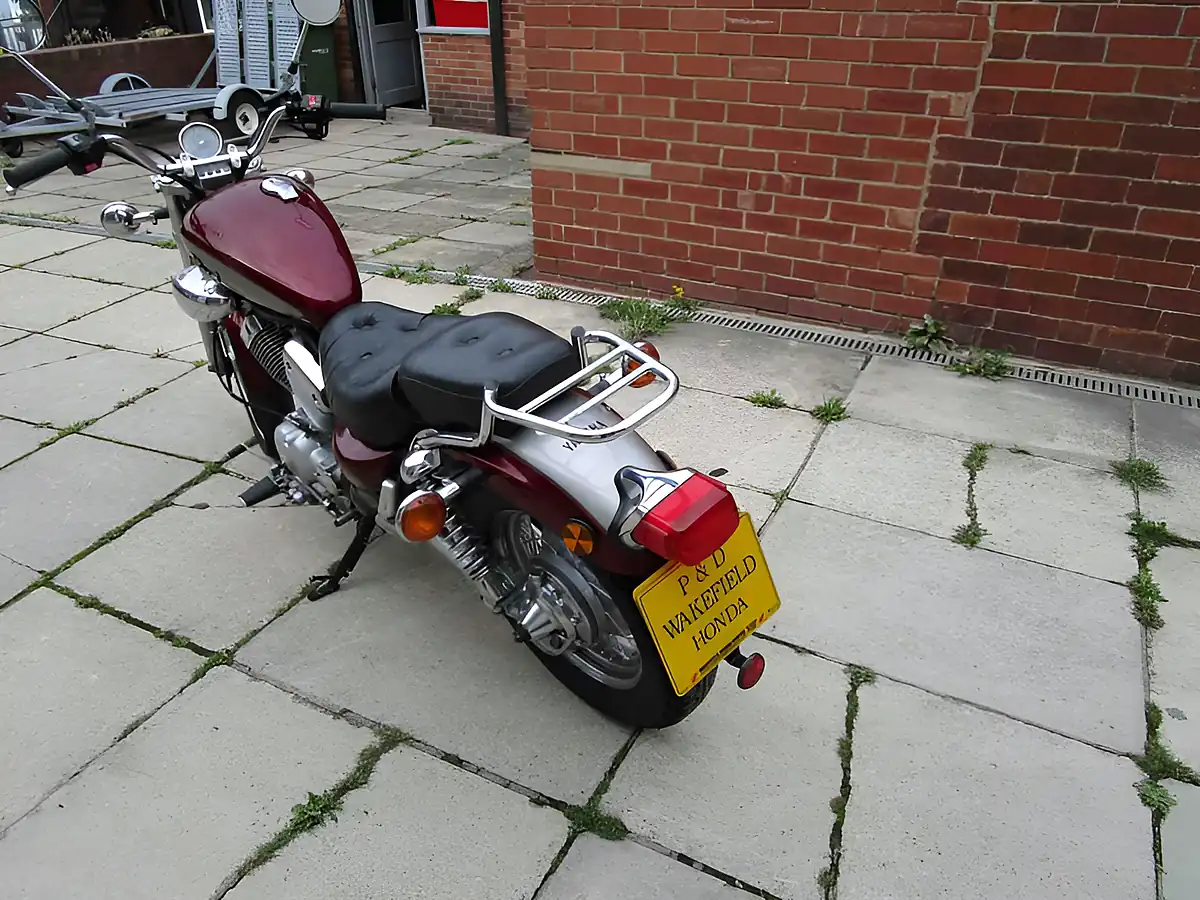 Used Yamaha XV535 Virago Red - Interior and Exterior details 16