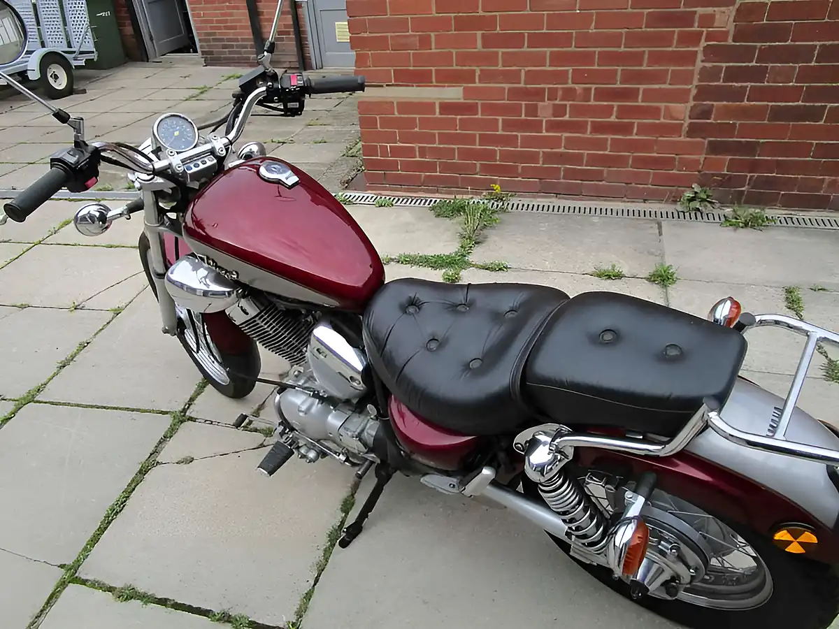 Used Yamaha XV535 Virago Red - Interior and Exterior details 18