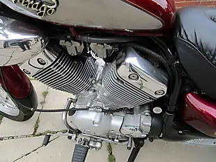 Used Yamaha XV535 Virago Red - Interior and Exterior details 20