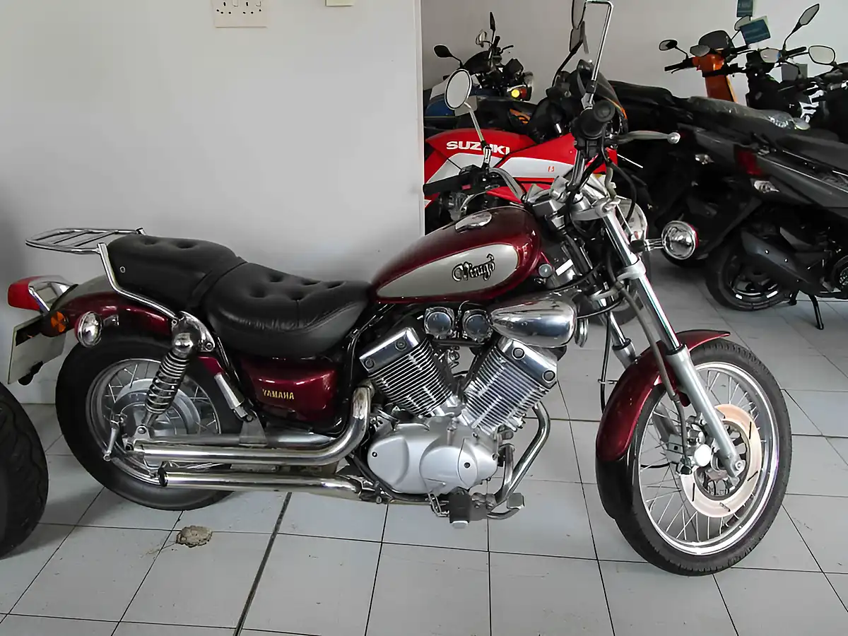 Used Yamaha XV535 Virago Red - Interior and Exterior details 5